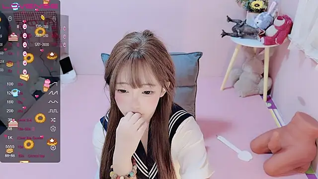 Snapshot of TUTU-new chatting on January 17, 2025, 10:12 pm TUTU-new online show from January 17, 2025, 10:12 pm