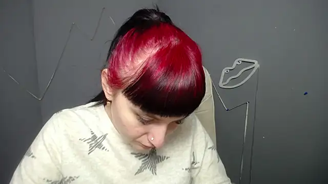 NinaFlawlees online show from March 26, 2026, 6:44 am