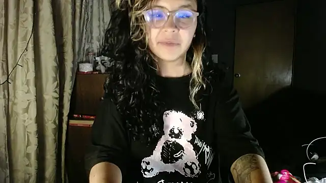 Hathorlove online show from November 29, 2025, 9:53 am