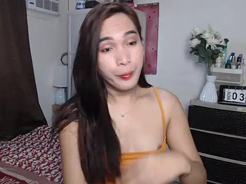 Msyensmith online show from November 3, 2025, 4:50 am