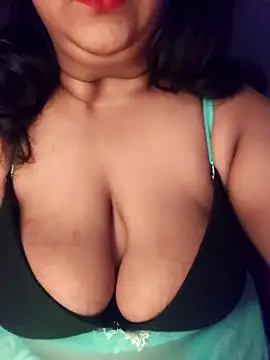 Snapshot of sassy_horny chatting on February 27, 2025, 10:20 pm sassy horny online show from February 27, 2025, 10:20 pm