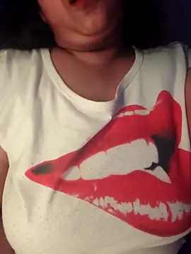 Snapshot of sassy_horny chatting on March 13, 2025, 1:32 am sassy horny online show from March 13, 2025, 1:32 am