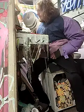 Snapshot of rexflexxx chatting on January 8, 2025, 11:41 pm rexflexxx online show from January 8, 2025, 11:41 pm