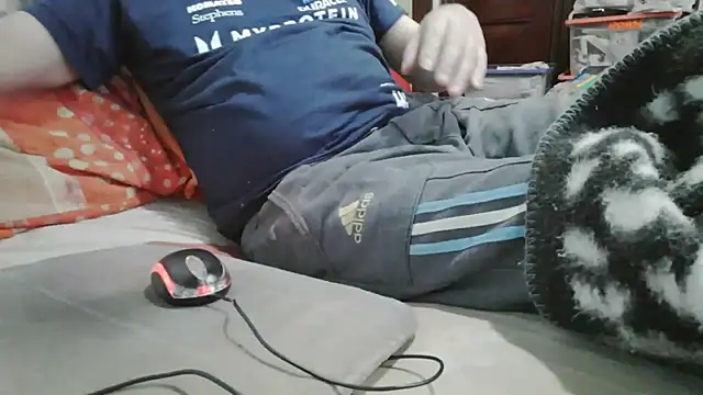 Snapshot of messi_syssy chatting on May 27, 2026, 5:04 am messi syssy online show from May 27, 2026, 5:04 am