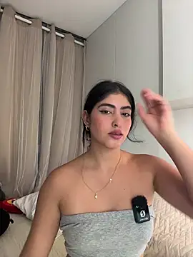 Gaby zahir  online show from May 21, 2026, 1:03 am