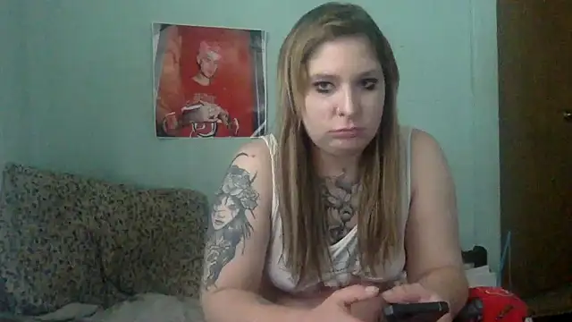 alexabunni online show from October 19, 2025, 3:37 pm