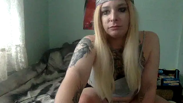 Snapshot of alexabunni chatting on July 9, 2026, 4:06 pm alexabunni online show from July 9, 2026, 4:06 pm