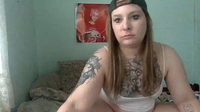 alexabunni online show from November 16, 2025, 3:28 pm