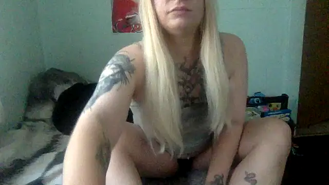 Snapshot of alexabunni chatting on July 19, 2026, 3:53 pm alexabunni online show from July 19, 2026, 3:53 pm