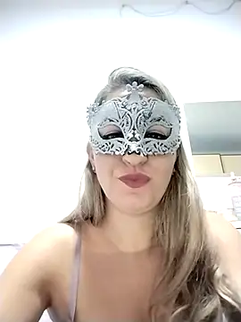 Snapshot of Copazzasoft chatting on October 15, 2025, 9:06 am Copazzasoft online show from October 15, 2025, 9:06 am