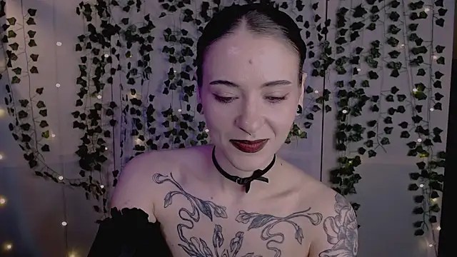 risha laas online show from March 7, 2026, 8:47 pm