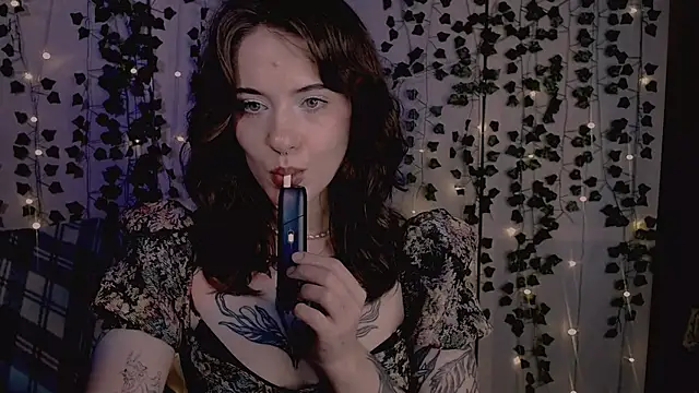 risha laas online show from November 7, 2025, 8:24 pm