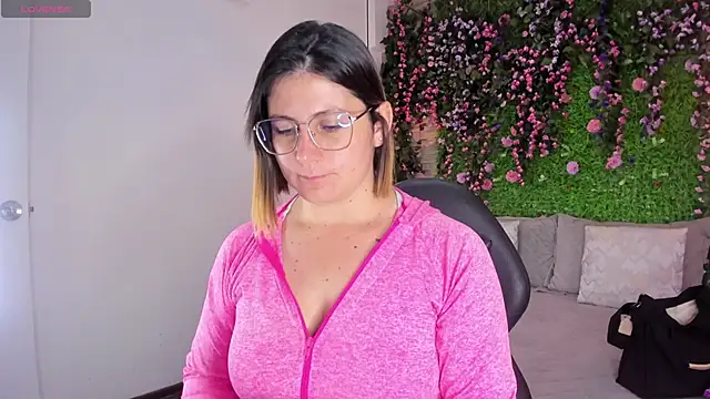 SarahDeyvis online show from January 15, 2026, 5:38 pm