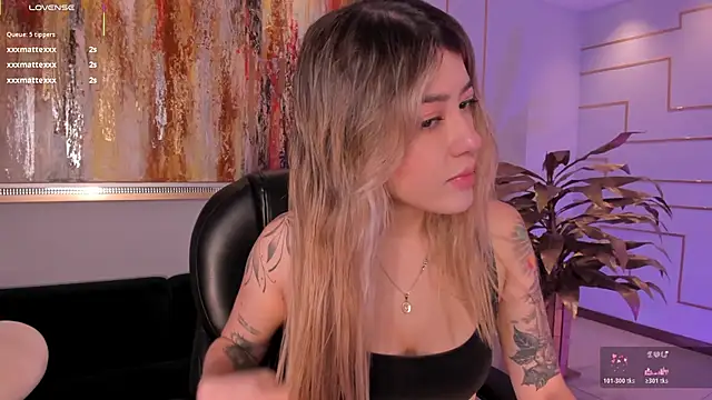 Snapshot of EveBensonX chatting on January 15, 2026, 12:19 pm EveBensonX online show from January 15, 2026, 12:19 pm