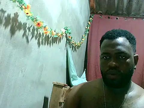 2ocmaxi online show from October 20, 2025, 8:09 pm