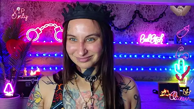 Cool Freak  online show from March 6, 2026, 10:32 am