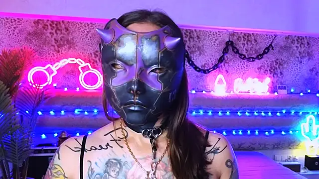 Cool Freak  online show from October 10, 2025, 10:05 am