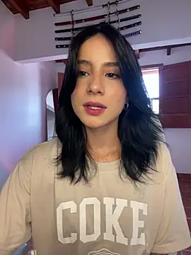 Snapshot of Ale_Lewis chatting on February 25, 2026, 10:09 pm Ale Lewis online show from February 25, 2026, 10:09 pm