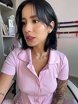 Ale Lewis online show from January 17, 2025, 8:22 pm