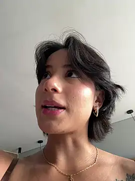 Snapshot of Ale_Lewis chatting on August 9, 2026, 6:36 pm Ale Lewis online show from August 9, 2026, 6:36 pm