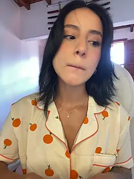 Snapshot of Ale_Lewis chatting on February 26, 2026, 9:04 pm Ale Lewis online show from February 26, 2026, 9:04 pm