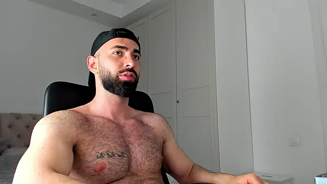 MichaelMasterss online show from March 29, 2026, 8:32 pm