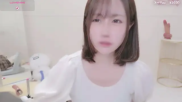 Snapshot of Yuu__k chatting on July 18, 2026, 2:58 pm Yuu k online show from July 18, 2026, 2:58 pm