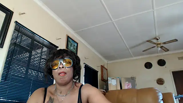 Gucci Bx online show from November 16, 2025, 12:32 pm