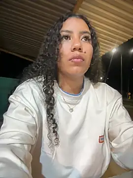 serena willow online show from May 8, 2026, 12:03 am