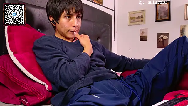 Snapshot of seraph1n chatting on March 4, 2025, 9:40 am seraph1n online show from March 4, 2025, 9:40 am