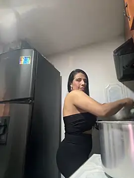 Snapshot of saaalome_1 chatting on February 7, 2025, 7:17 pm saaalome 1 online show from February 7, 2025, 7:17 pm