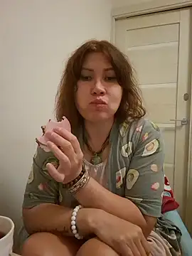 ROXOLANAA SEXY online show from October 4, 2025, 8:43 pm