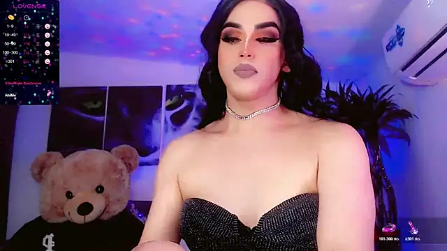 Sophiesweet5 online show from April 18, 2026, 11:23 am