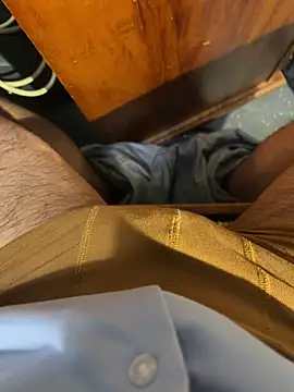 mattexhibe online show from October 14, 2025, 4:40 pm