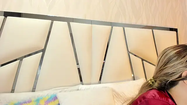 kimberly7  online show from October 10, 2025, 11:44 am