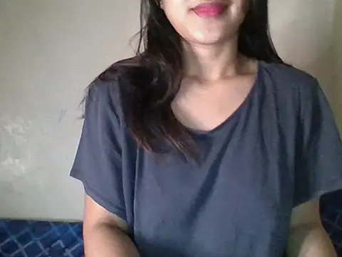  smiling4u  online show from March 21, 2026, 8:46 pm