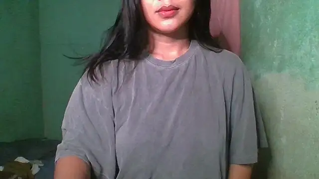  smiling4u  online show from November 1, 2025, 3:50 pm