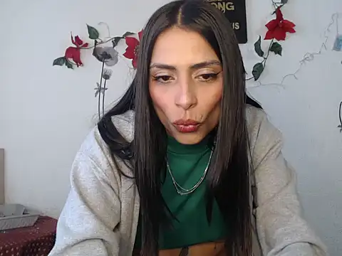 Liamiler01  online show from December 13, 2024, 3:43 pm