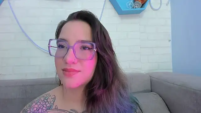 Snapshot of DEVA_BLUE_ chatting on February 10, 2025, 6:53 am DEVA BLUE online show from February 10, 2025, 6:53 am