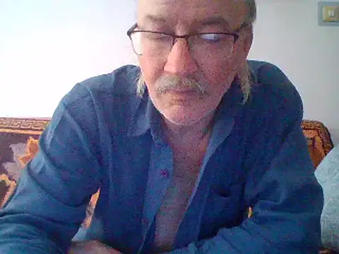 cumloverboyxx69 online show from February 20, 2025, 1:30 pm