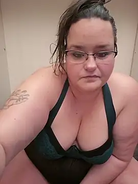 XxGipsyxX online show from April 8, 2026, 12:17 pm