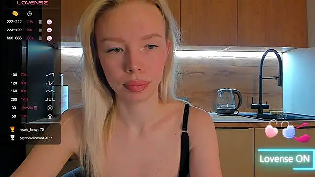 Olivia Bells online show from April 4, 2026, 9:32 pm