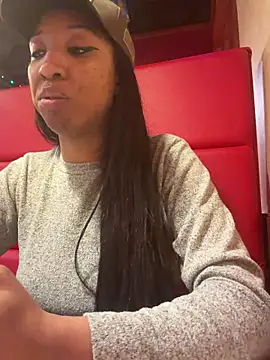 Iceblanca online show from April 12, 2026, 11:52 pm