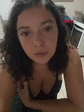 Snapshot of -Marivalda- chatting on November 29, 2025, 10:43 pm -Marivalda- online show from November 29, 2025, 10:43 pm