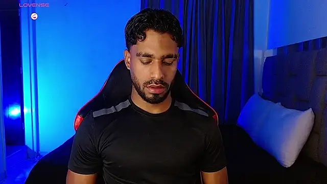 Snapshot of Christian_thor chatting on November 21, 2025, 4:22 am Christian thor online show from November 21, 2025, 4:22 am