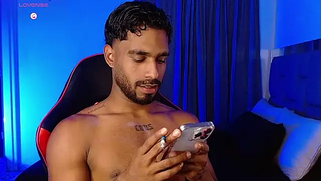 Snapshot of Christian_thor chatting on November 28, 2025, 3:28 am Christian thor online show from November 28, 2025, 3:28 am