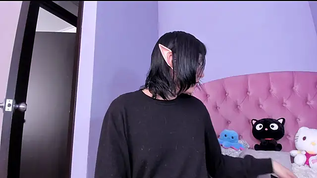 Room312  online show from December 28, 2024, 6:29 pm