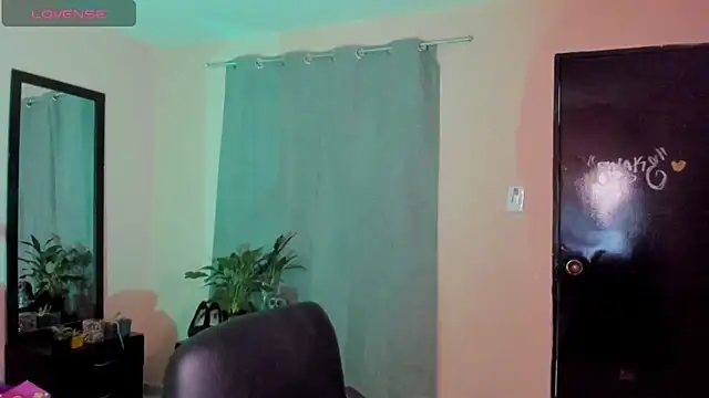 shantalc3rezo online show from February 10, 2026, 7:57 pm