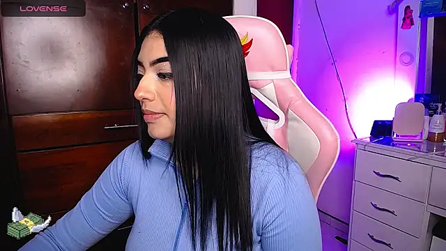 eva six online show from February 5, 2025, 9:07 pm