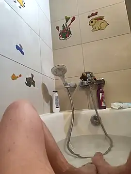 Mariajuan4xh online show from March 3, 2026, 11:45 pm